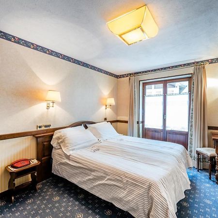 Hotel Petit Prince Antagnod Luaran gambar