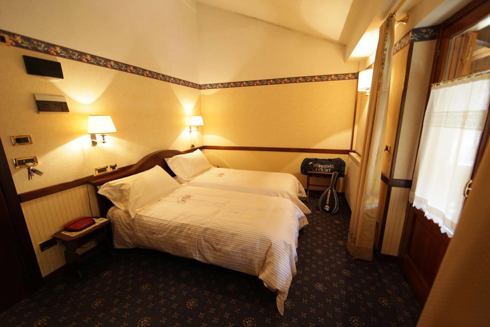 Hotel Petit Prince Antagnod Luaran gambar